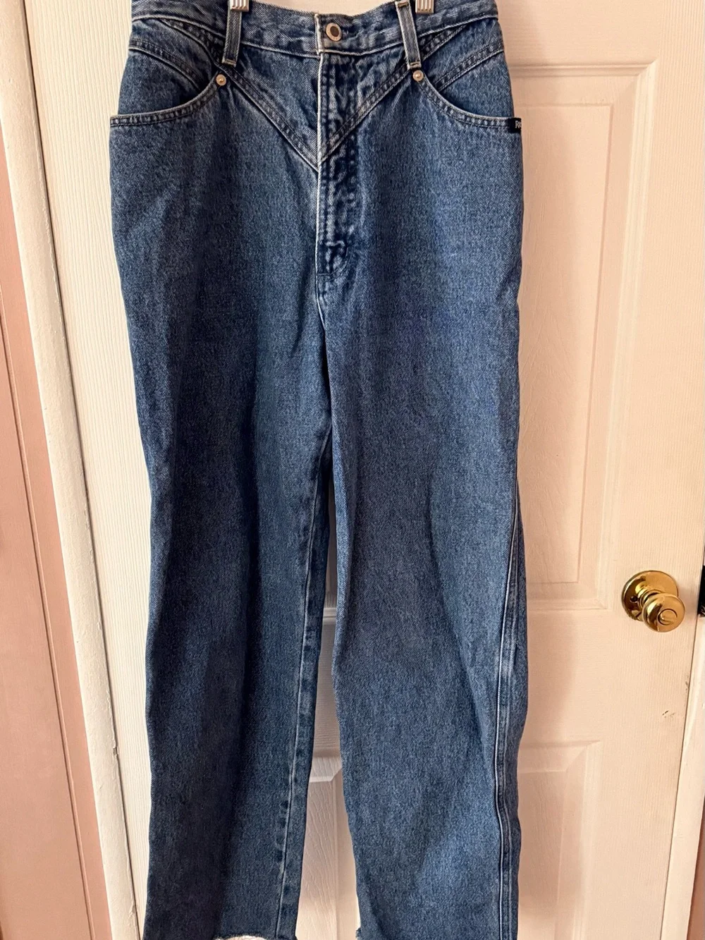 Rocky Mountain Woman’s Blue Jeans 24x27 High Rise Vintage